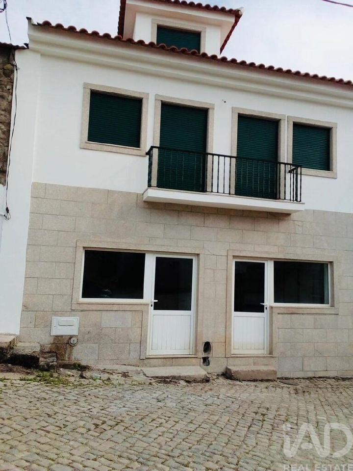 3 bed Villa in Macedo de Cavaleiros, Bragança