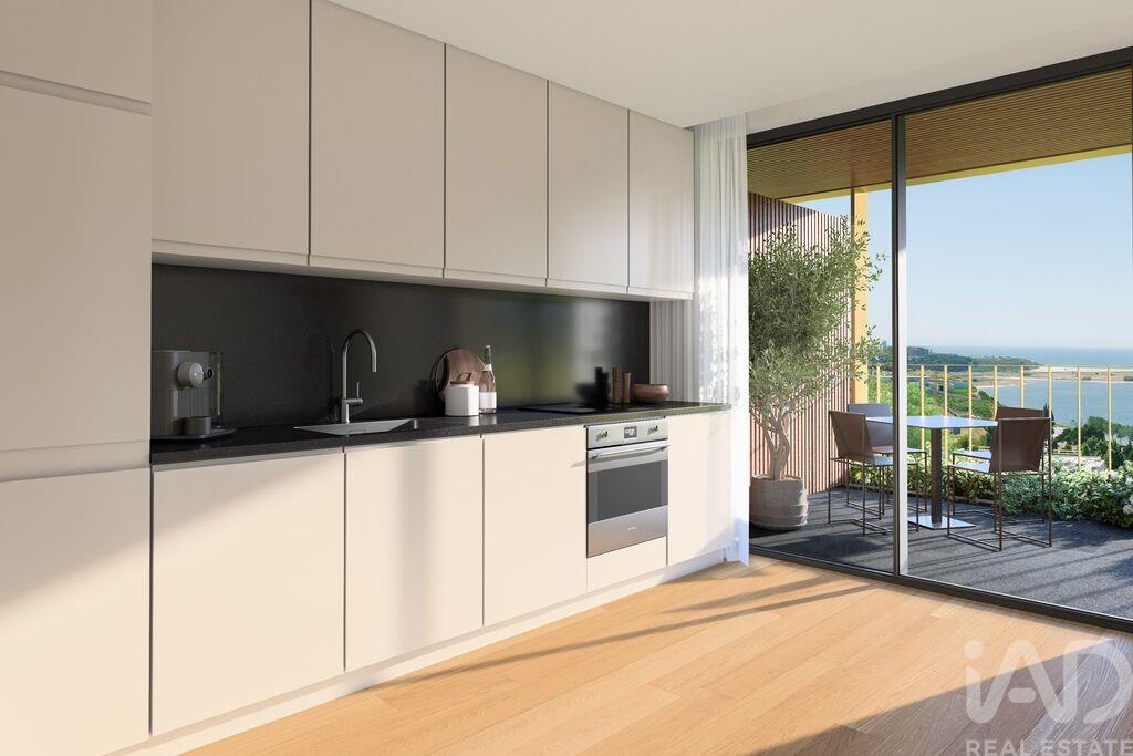 3 bed Apartment in Vila Nova de Gaia, Porto