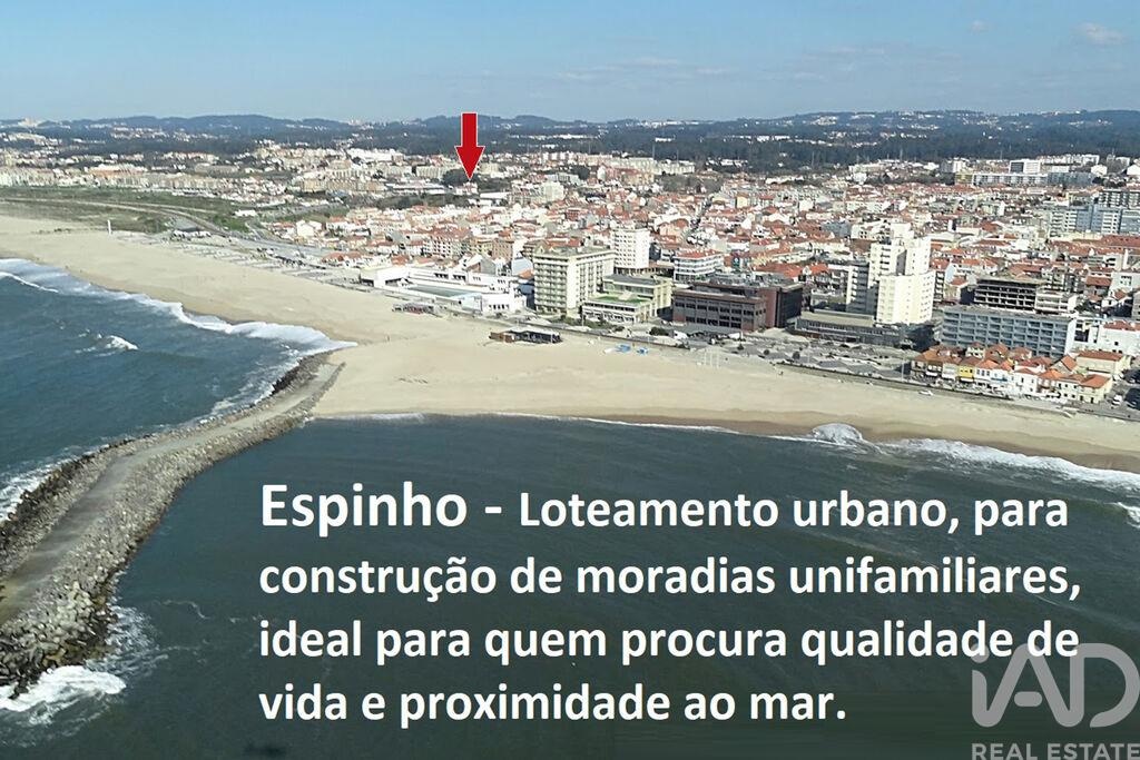 Plot / Land in Espinho, Aveiro