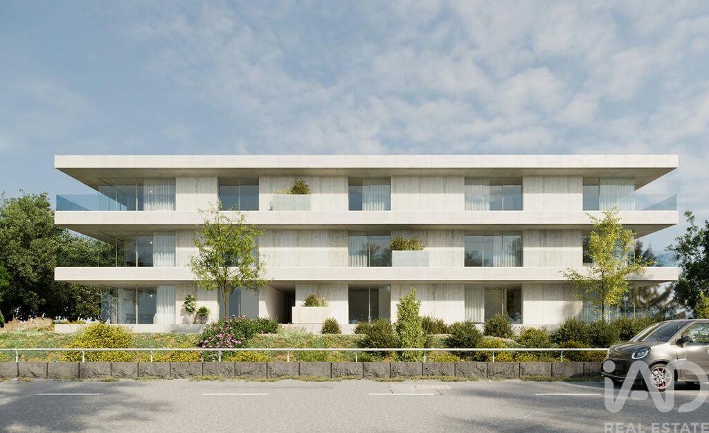 Plot / Land in União das freguesias de Amarante (São Gonçalo), Madalena, Cepelos e Gatão, Amarante, Porto