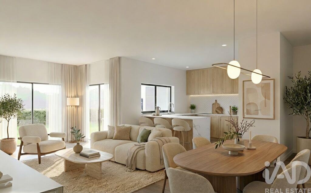 3 bed Apartment in Seixal, Setúbal