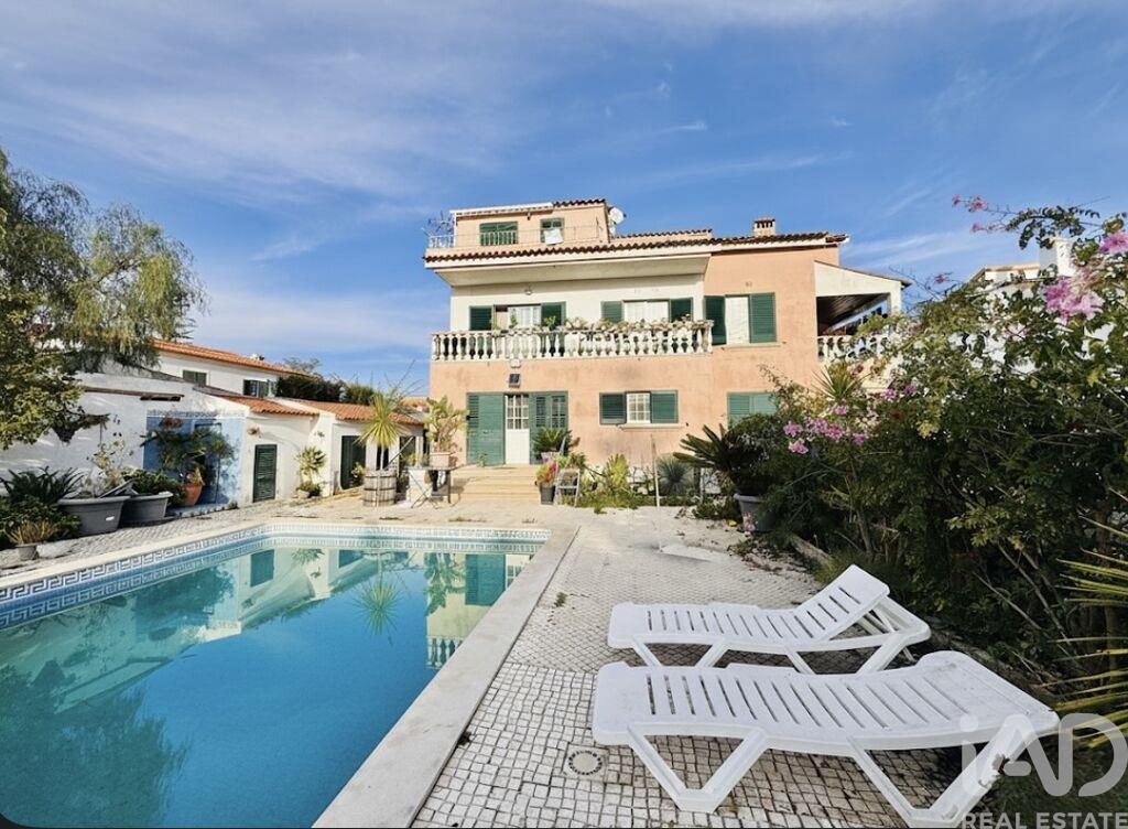 5 bed Villa in Setúbal