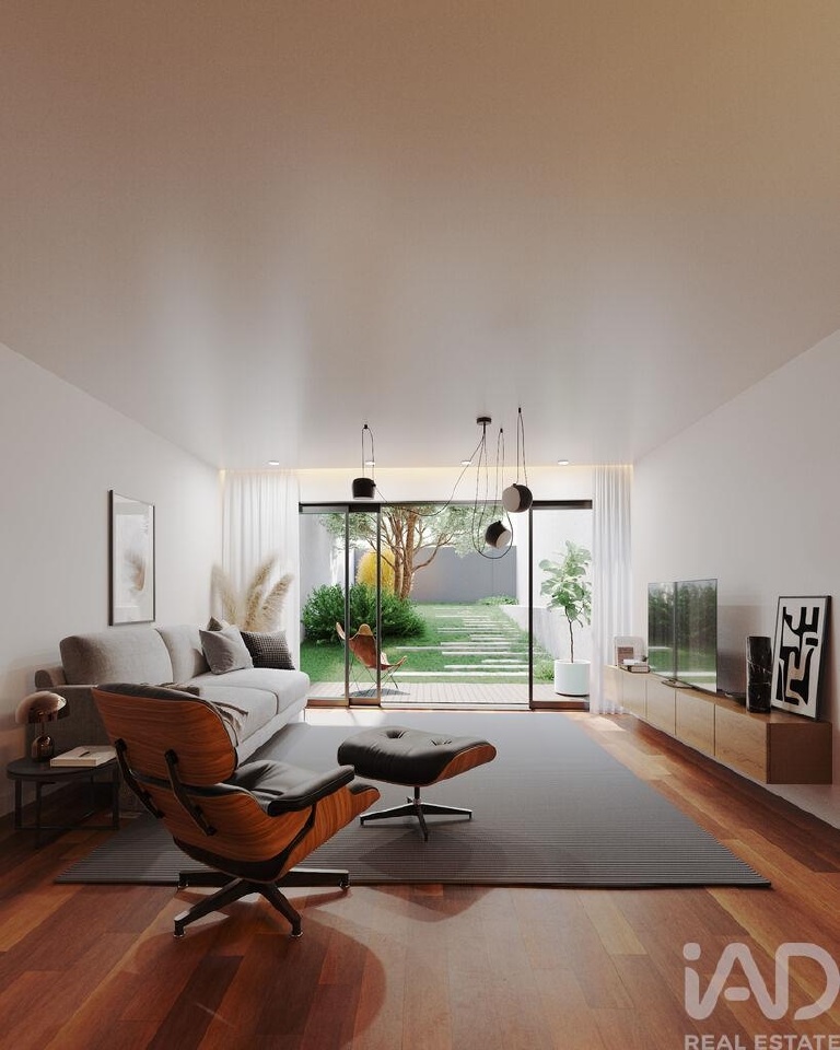 2 bed Apartment in Porto