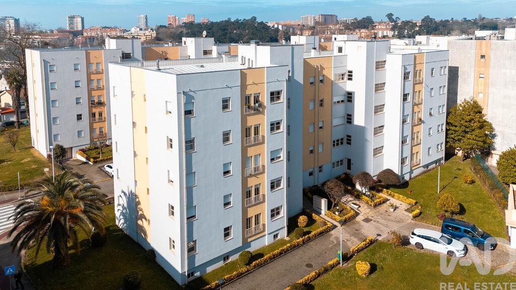 2 bed Apartment in Porto