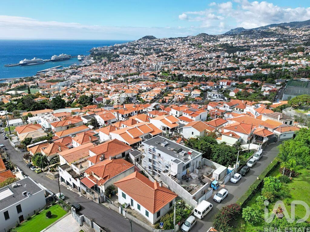 2 bed Appartement in Funchal, Madeira