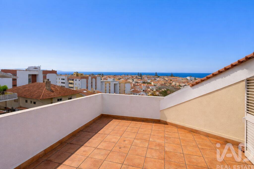 4 bed Villa in Cascais, Lisboa