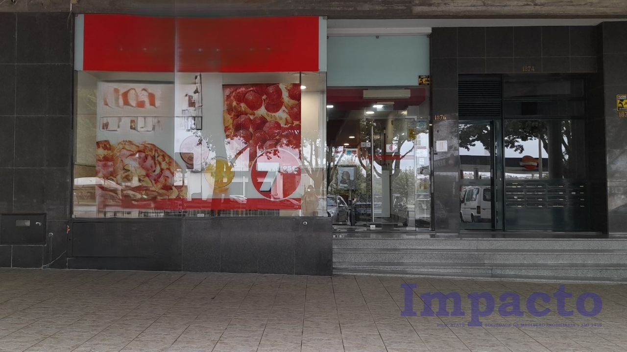 Commercial / Business in São João da Madeira, Aveiro