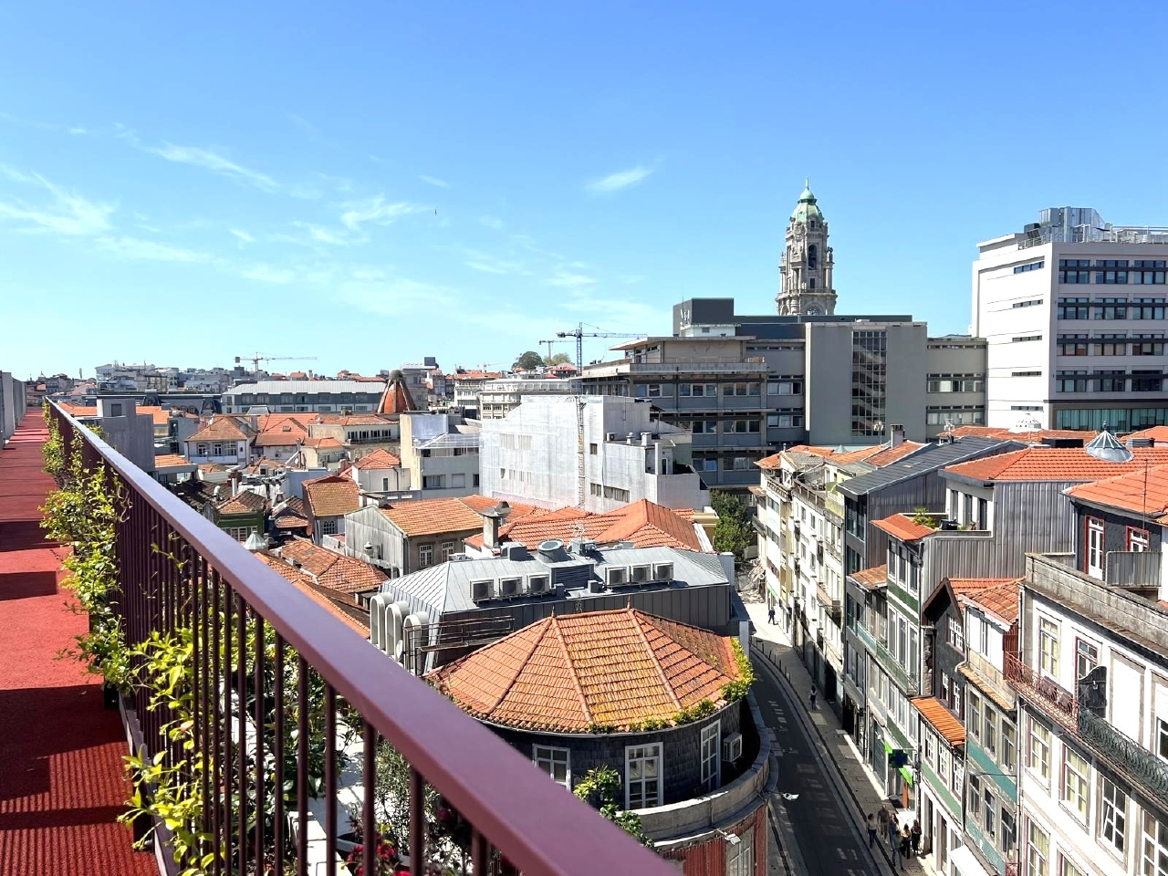 3 bed Apartment in Porto