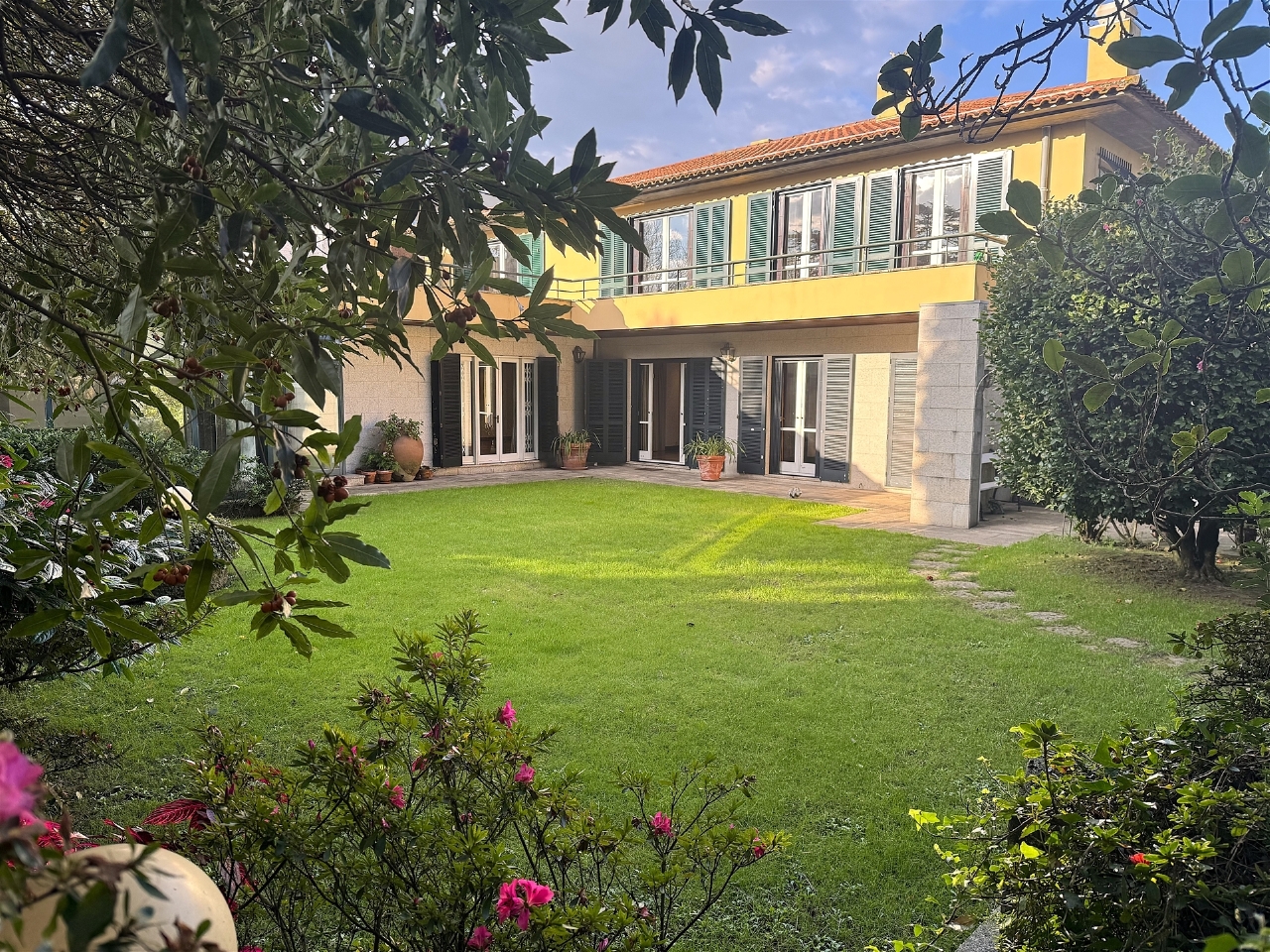 3 bed Villa in Porto