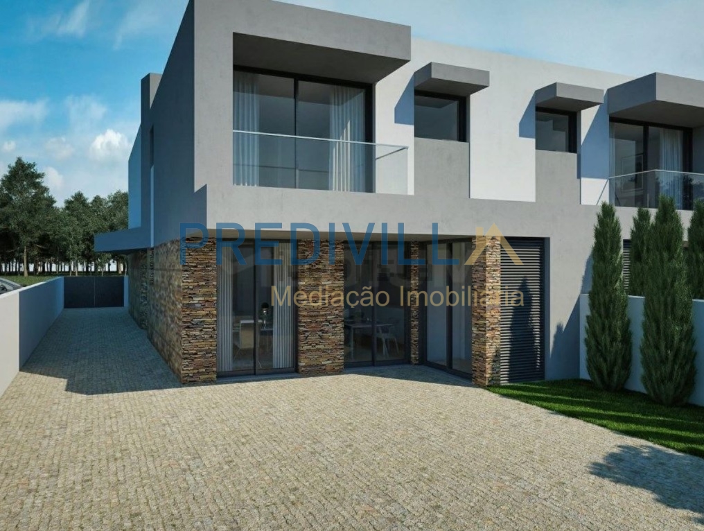 4 bed Villa in Maia, Porto