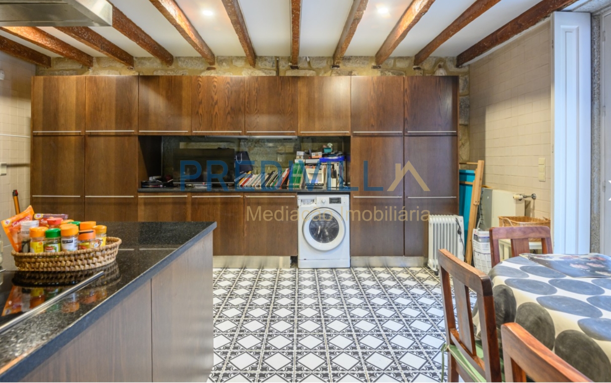 4 bed Villa in Porto