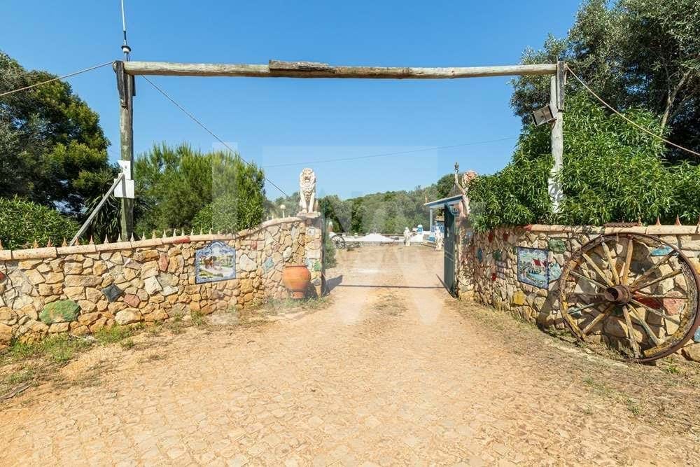 3 bed Villa in Bensafrim, Lagos, Western Algarve