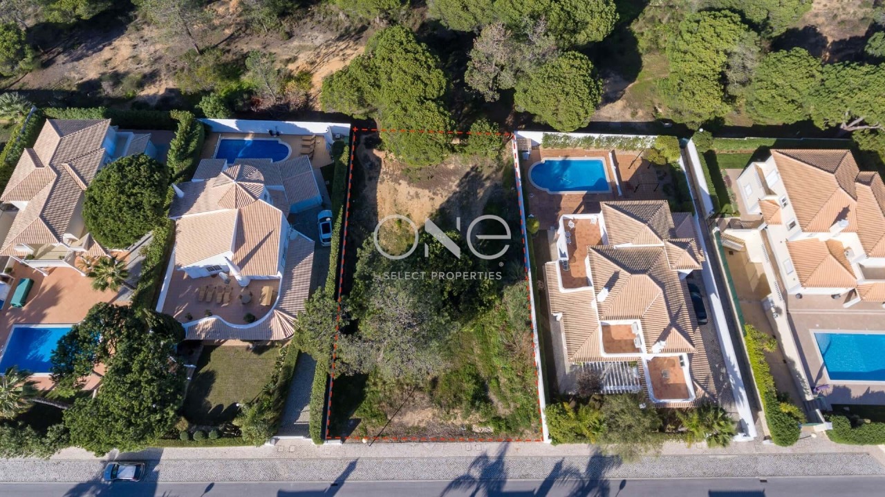 Plot / Land in Almancil, Loulé, Central Algarve