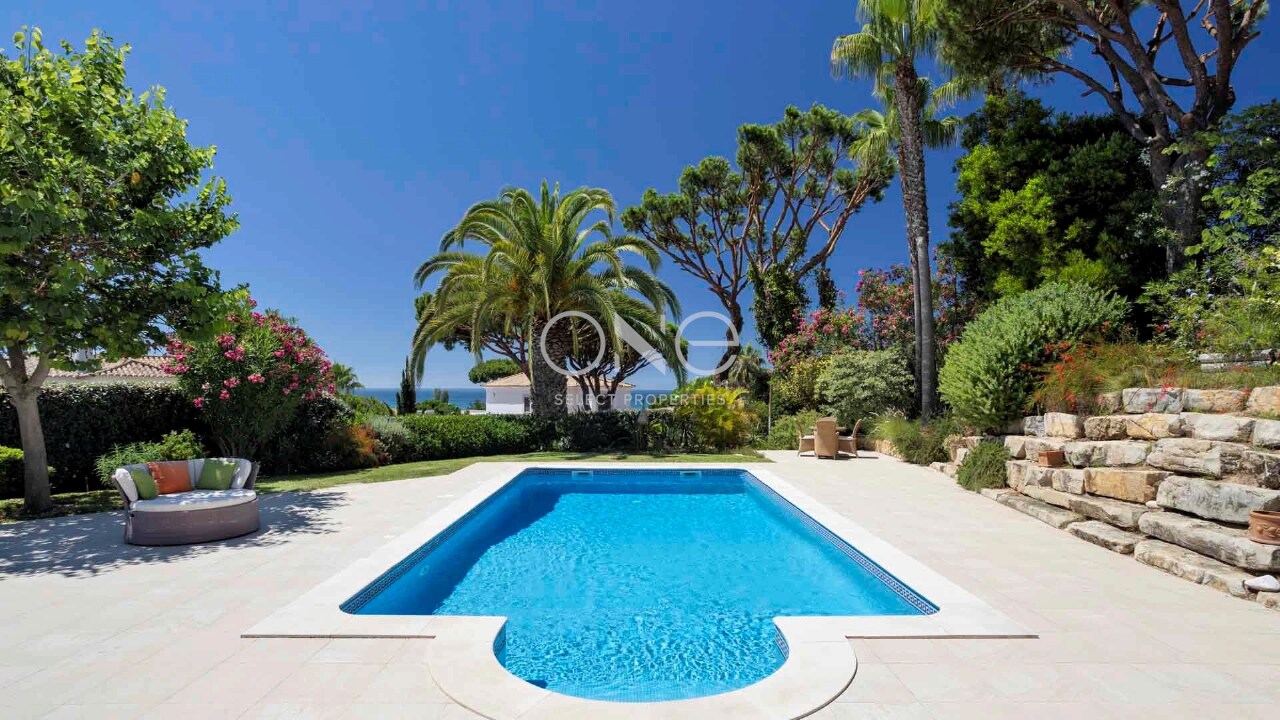 3 bed Villa in Almancil, Loulé, Central Algarve