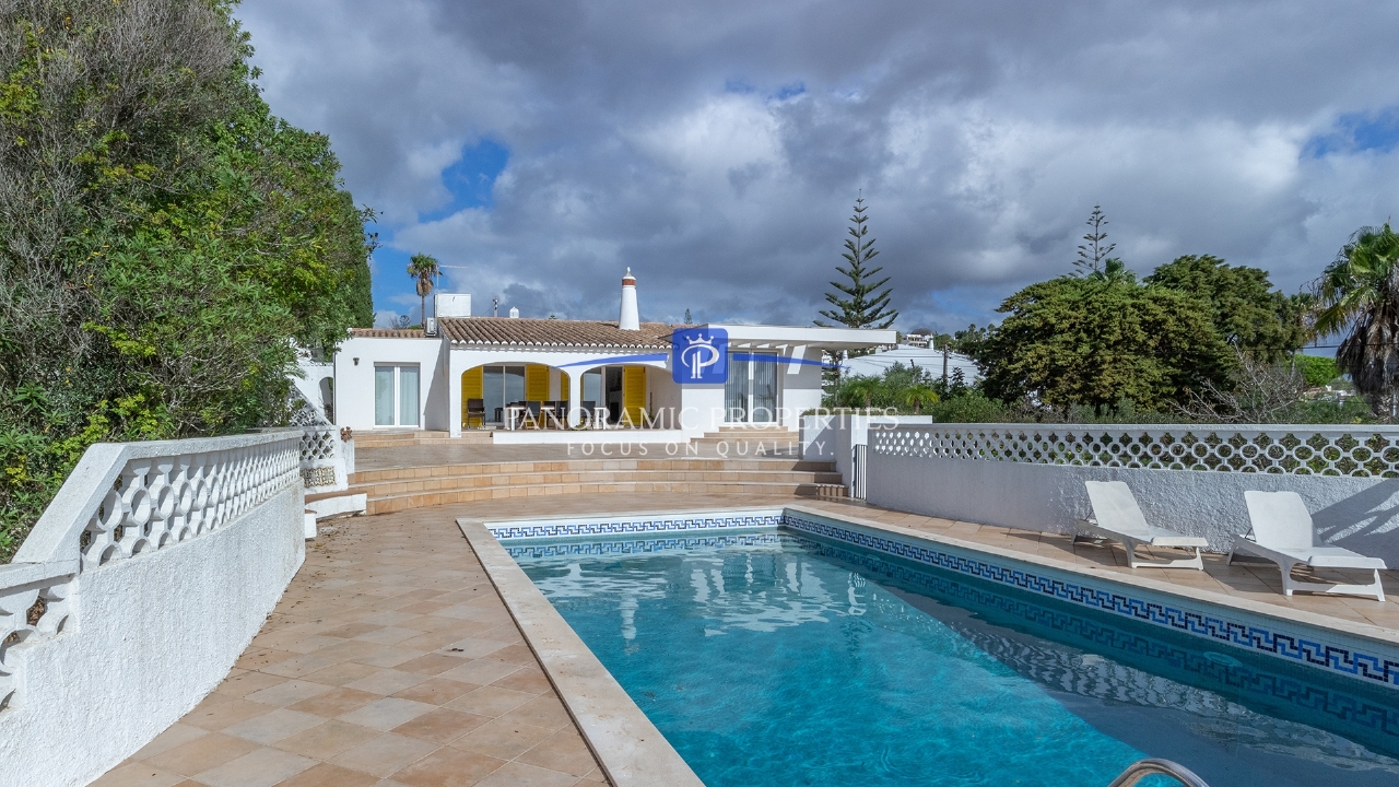 4 bed Villa in Lagos, Western Algarve