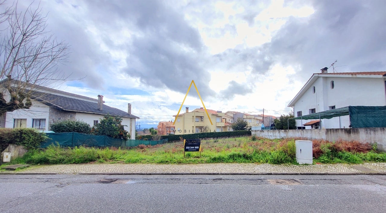 Plot / Land in Viseu
