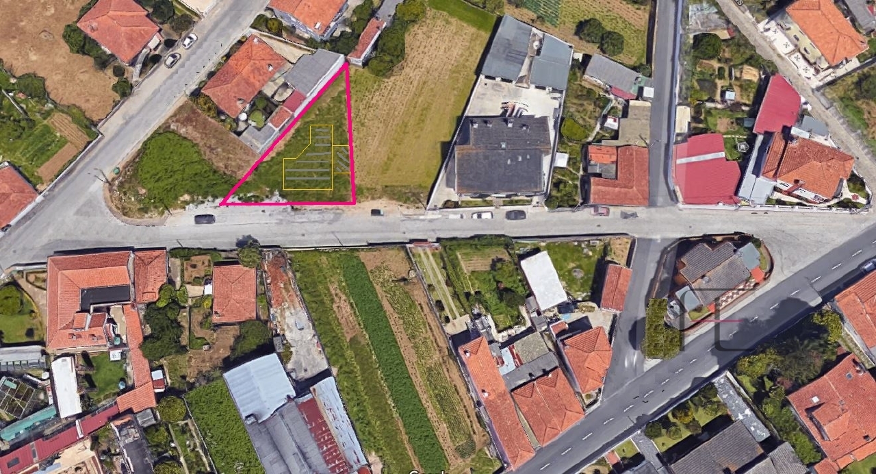 Plot / Land in Vila Nova de Gaia, Porto