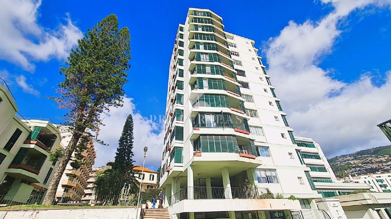 3 bed Appartement in Funchal, Madeira