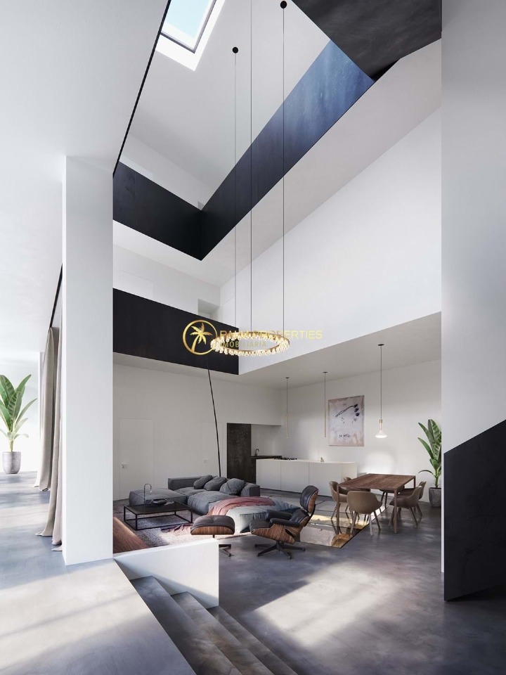 5 bed Villa in Portimão, Western Algarve