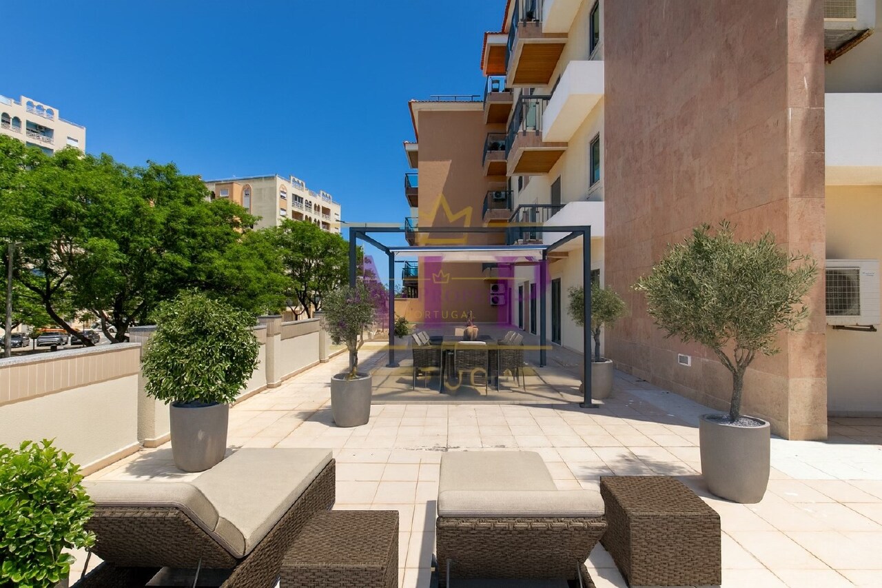 4 bed Apartment in Lagos, Western Algarve