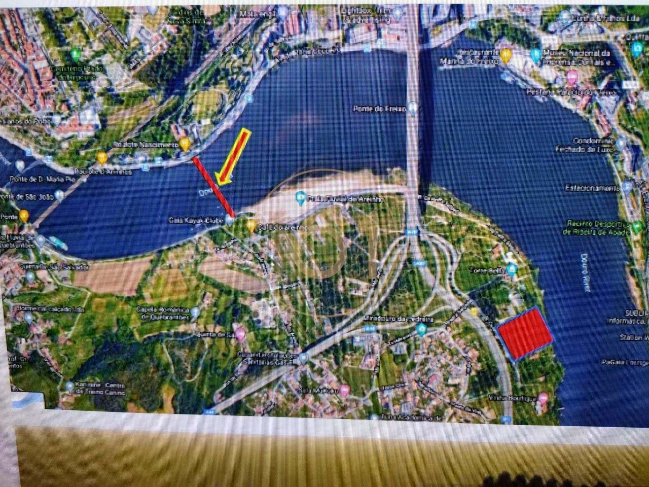 Perceel / Land in Oliveira do Douro, Vila Nova de Gaia, Porto