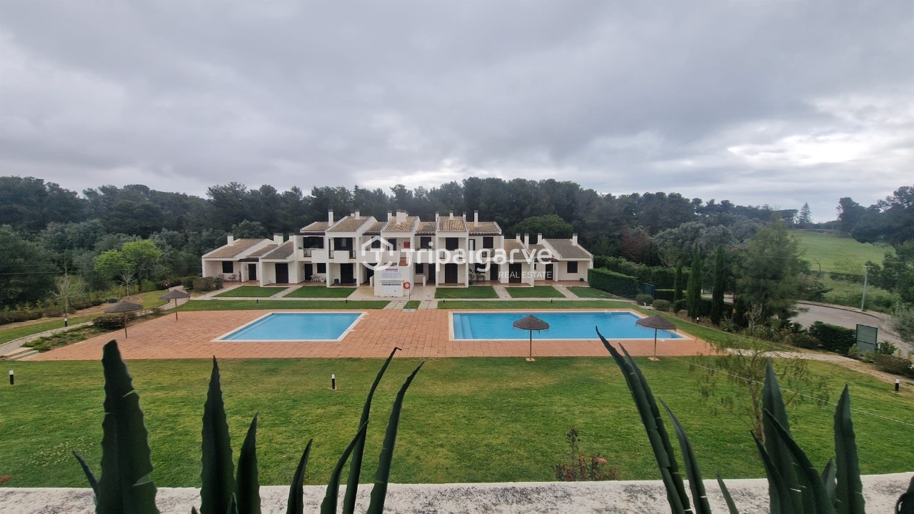 2 bed Apartment in Portimão, Western Algarve