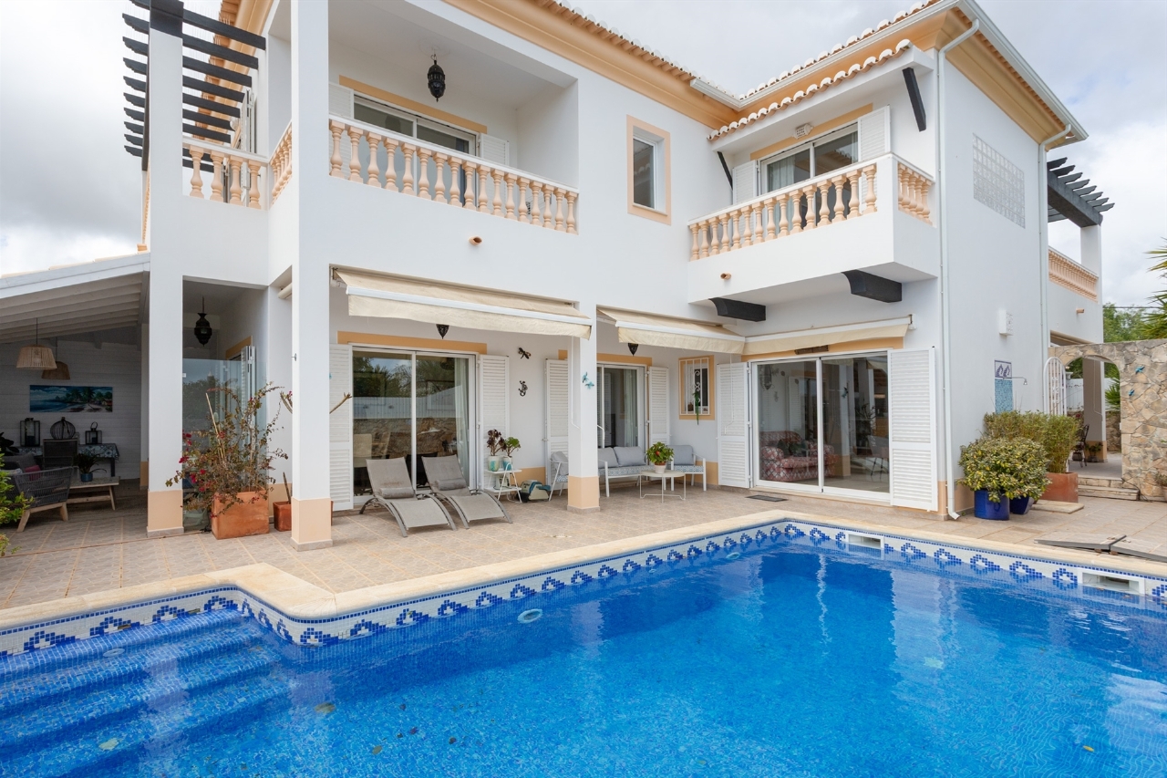 4 bed Villa in Lagos, Western Algarve