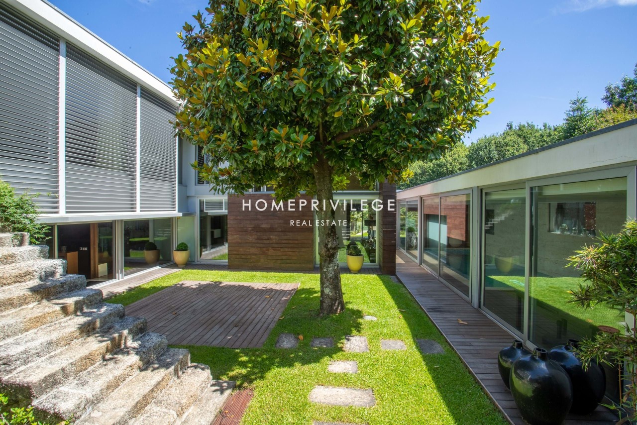 6 bed Appartement in União de freguesias de Antime e Silvares (São Clemente), Fafe, Braga