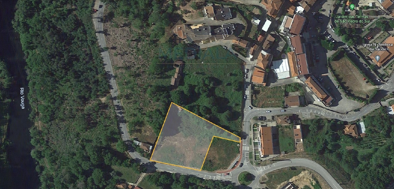 Plot / Land in São Pedro do Sul, Viseu