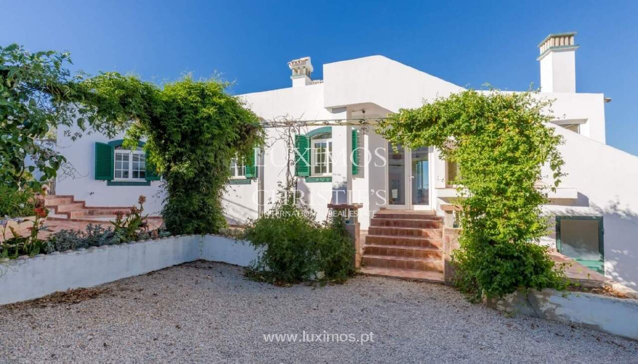 4 bed Villa in Loulé, Western Algarve