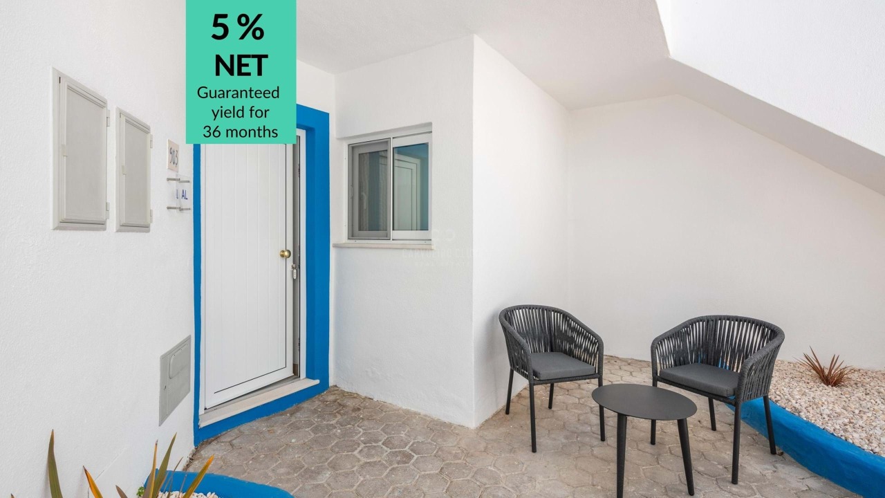 1 bed Apartment in Carvoeiro, Lagoa, Western Algarve