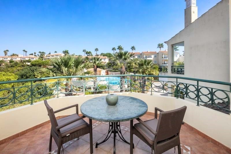 1 bed Apartment in Carvoeiro, Lagoa, Western Algarve