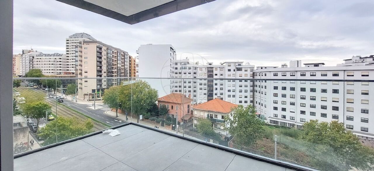 Apartamento T3 em Vila Nova de Gaia, Porto