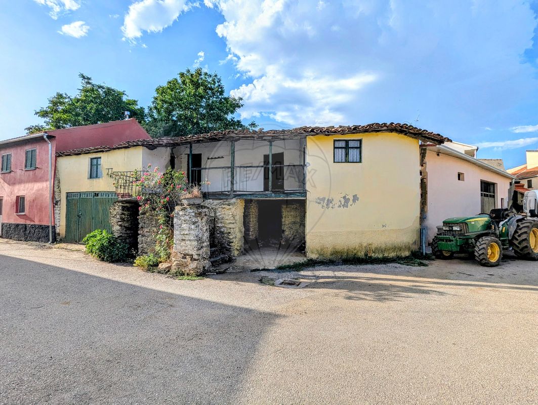 3 bed Villa in Macedo de Cavaleiros, Bragança